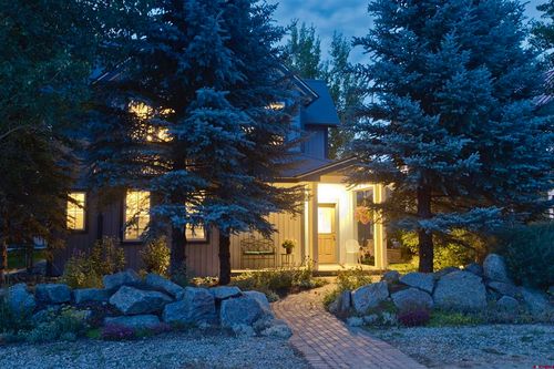 901 Elk Ave, Crested Butte, CO, 81224-5544 | Card Image