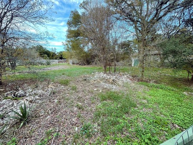 View of yard | Image 10