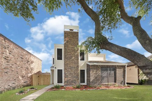 6326 Cambridge Glen Ln, Houston, TX, 77035-3901 | Card Image