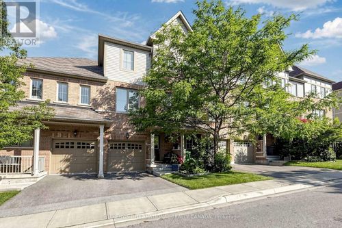 38 Cedar Lake Cres, Brampton, ON, L6Y0P9 | Card Image