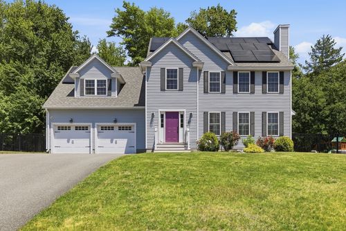 37 Hemlock Dr, Ayer, MA, 01432-5539 | Card Image