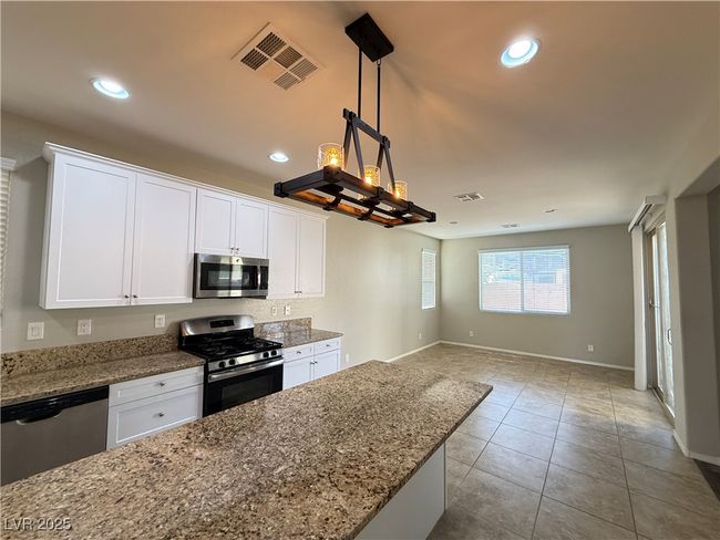 9326 Noble Sage Ave, House other with 3 bedrooms, 3 bathrooms and null parking in Las Vegas NV | Image 5