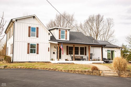 5234 Olive Branch Rd, Greenwood, IN, 46143-8802 | Card Image