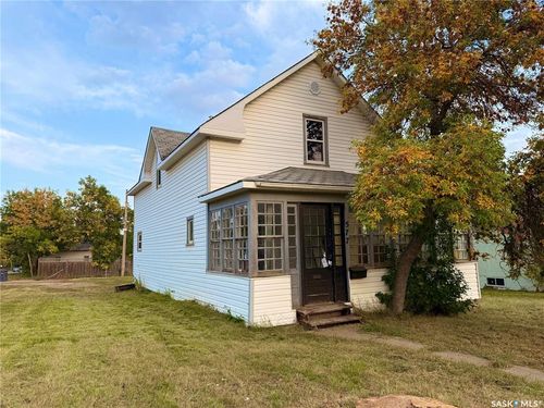 577 Central Ave N, Swift Current, SK, S9H0L8 | Card Image