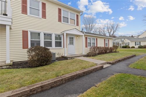 34 Arrowhead S, Perinton, NY, 14450 | Card Image