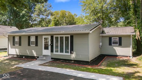 234 S 5th St, Austin, IN, 47102-1519 | Card Image