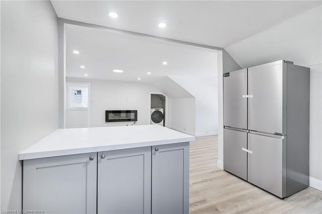 10 Comet Ave, House other with 5 bedrooms, 3 bathrooms and 1 parking in Hamilton ON | Image 30