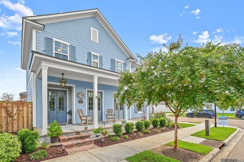 1197 Memorial Sq, Zachary, LA, 70791-7851 | Card Image