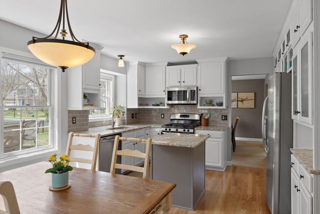 21-web-or-mls-8636 Shepherd Way-115.jpg | Image 8