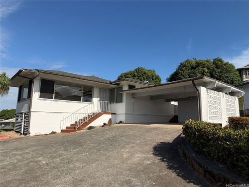 2036 Mahaoo Pl, Honolulu, HI, 96819-1658 | Card Image