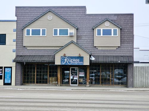 312 Dakota Ave, Wahpeton, ND, 58075-4515 | Card Image