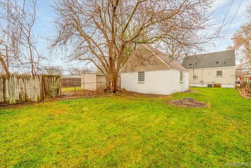 6310 Duncan St, Taylor, MI, 48180-1122 | Card Image