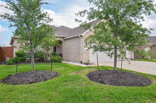 10519 Scrub Oak Dr, Rosharon, TX, 77583-4210 | Card Image
