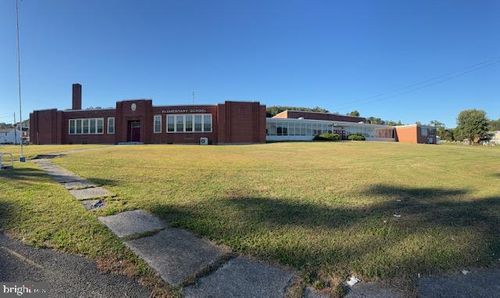 21 School St, THOMPSONTOWN, PA, 17094-9800 | Card Image