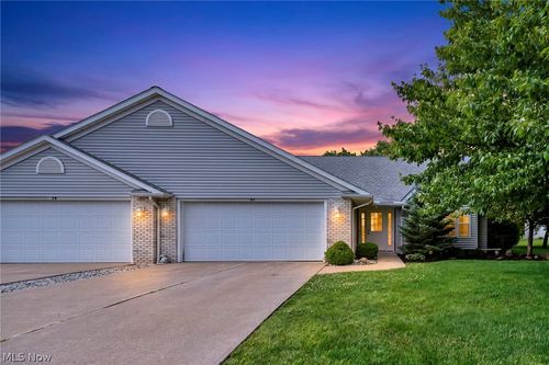 a-2 Blossom Dr, Norwalk, OH, 44857-2614 | Card Image