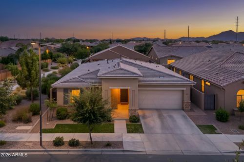 22495 E Silver Creek Ln, Queen Creek, AZ, 85142-5681 | Card Image