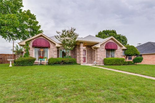 305 Sondra Way, Red Oak, TX, 75154-6511 | Card Image