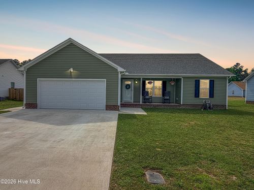 205 Compass Dr, Elizabeth City, NC, 27909-8016 | Card Image