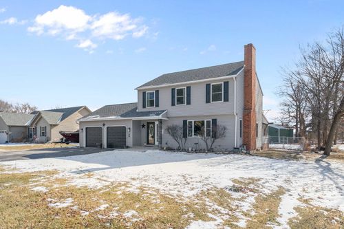 954 Holiday Dr, Sandwich, IL, 60548 | Card Image