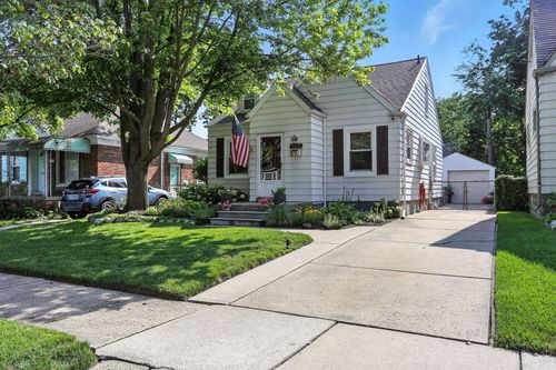 522 Farmdale St, Ferndale, MI, 48220-1809 | Card Image
