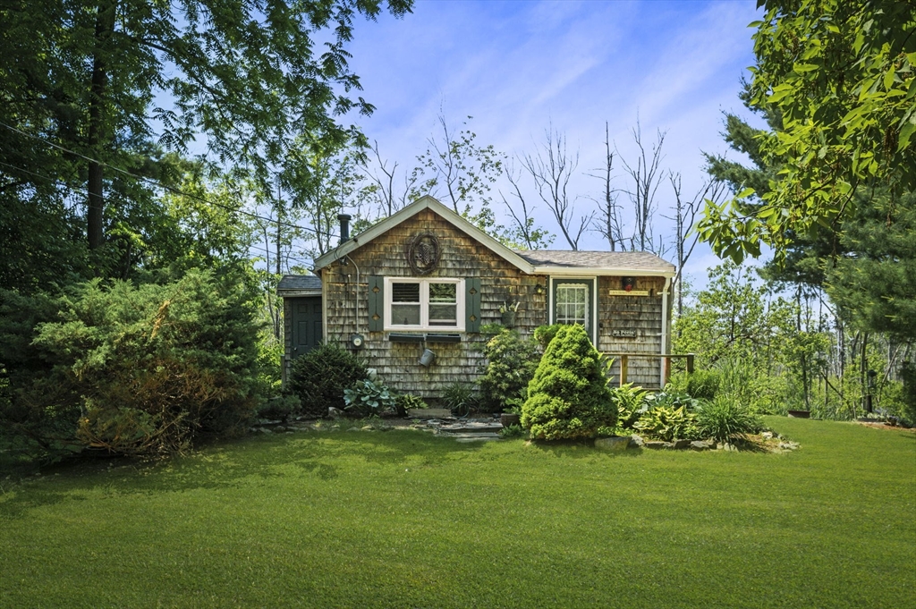 Jordan Ln, Middleton, MA 01949