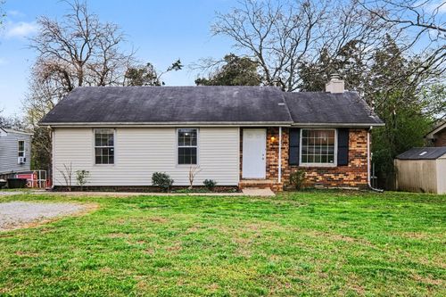 199 Township Dr, Hendersonville, TN, 37075-2224 | Card Image