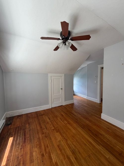 2-139 Randall, Worcester, MA, 01606 | Card Image