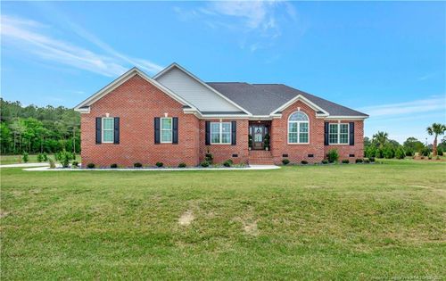 67 Naturalbrook Dr, Lumberton, NC, 28360-5414 | Card Image