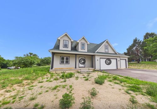 7111 Marsh Dr, Village Of Lakewood, IL, 60014-6634 | Card Image