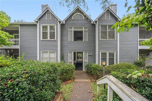 382 Meadows Cir, Winston-Salem, NC, 27104-4442 | Card Image