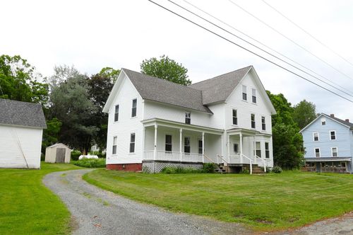 3 Wells St, Enfield, NH, 03748-3577 | Card Image
