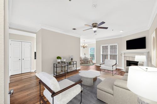 b104-5407 Bryan St, Dallas, TX, 75206-8140 | Card Image