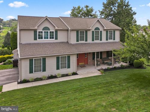 5010 Rising Sun Dr, Douglassville, PA, 19518-9515 | Card Image