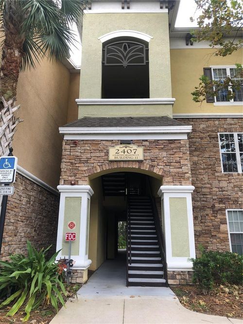 104-2407 Courtney Meadows Ct, TAMPA, FL, 33619-8513 | Card Image