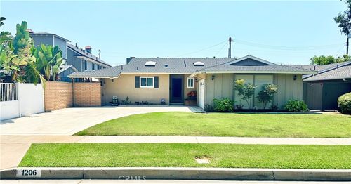 1206 W Porter Ave, Fullerton, CA, 92833-4114 | Card Image