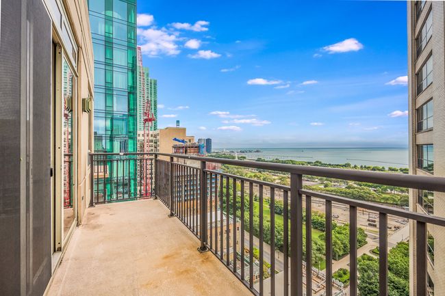 APT-2503 - 1111 S Wabash Ave, Condo with 3 bedrooms, 2 bathrooms and null parking in CHICAGO IL | Image 18