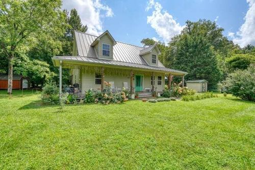201 Ama Ln, Hayesville, NC, 28904-1326 | Card Image