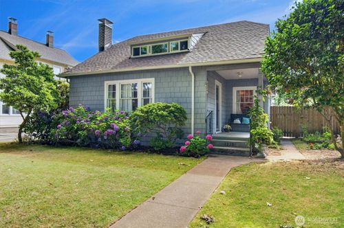 1228 22nd Ave, Longview, WA, 98632-2824 | Card Image