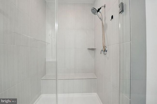 9870 Buchanan Loop, Townhouse with 4 bedrooms, 4 bathrooms and null parking in MANASSAS VA | Image 28