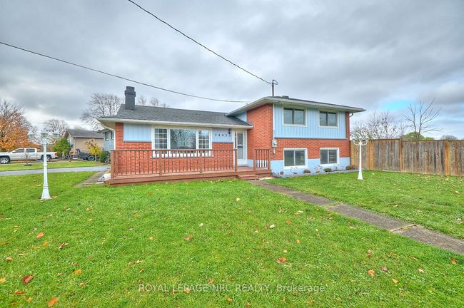 7405 Susan Cres, House other with 4 bedrooms, 2 bathrooms and 4 parking in Niagara Falls ON | Image 9