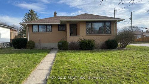 979 Wellington St, Sarnia, ON, N7S1E2 | Card Image