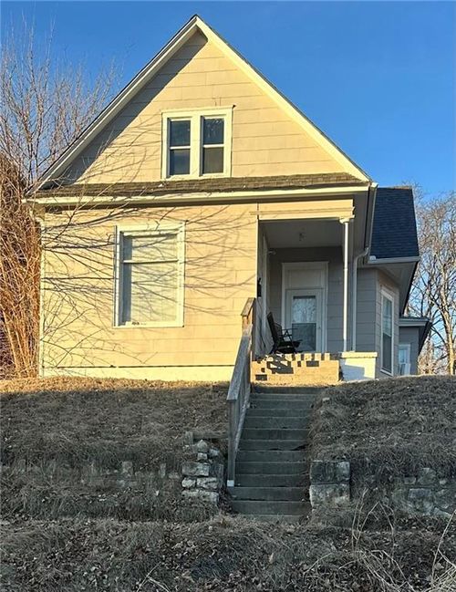 1617 Belle St, Saint Joseph, MO, 64503-3019 | Card Image