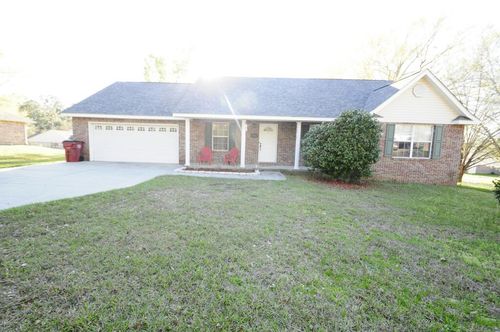 1711 Provost Cir, Picayune, MS, 39466-2839 | Card Image