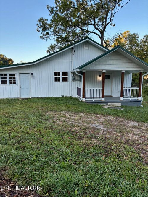 519 Whitman Hollow Rd, La Follette, TN, 37766-5720 | Card Image