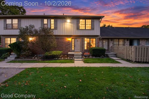 861 Langdon Ct, Rochester Hills, MI, 48307-2922 | Card Image