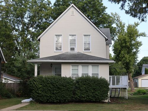 2911 Emmaus Ave, Zion, IL, 60099-3227 | Card Image