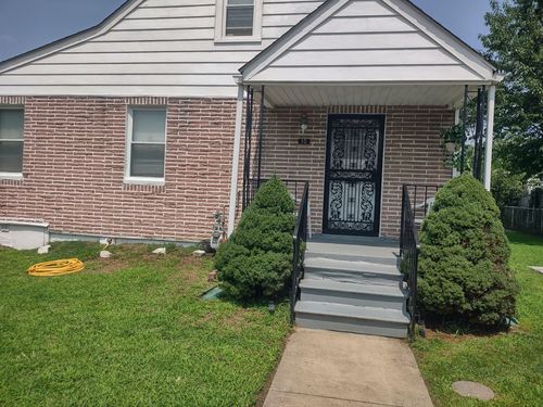 15 Riverside Rd, ESSEX, MD, 21221-7038 | Card Image
