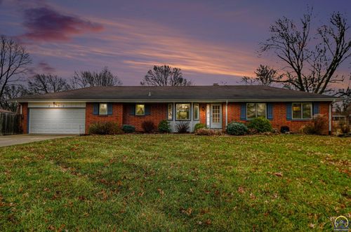 2532 Se Alexander Dr, Topeka, KS, 66605-1858 | Card Image