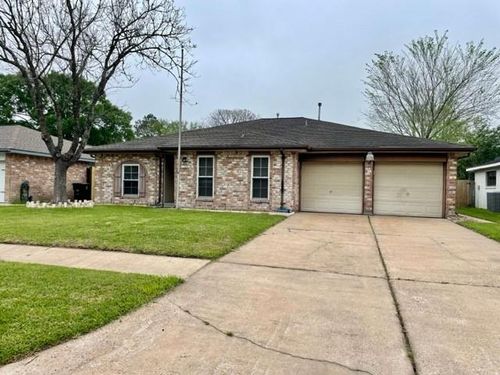 710 Voyager Dr, Houston, TX, 77062-5617 | Card Image