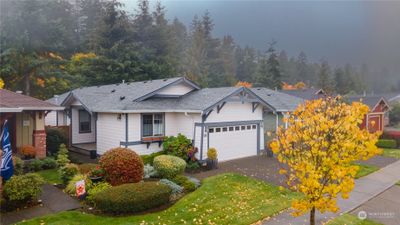 8201 Bainbridge Loop Ne, House other with 2 bedrooms, 1 bathrooms and 2 parking in Lacey WA | Image 2